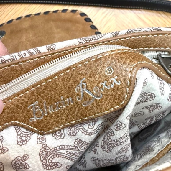 Blazin Roxx western concealed carry bag - Picture 11 of 14